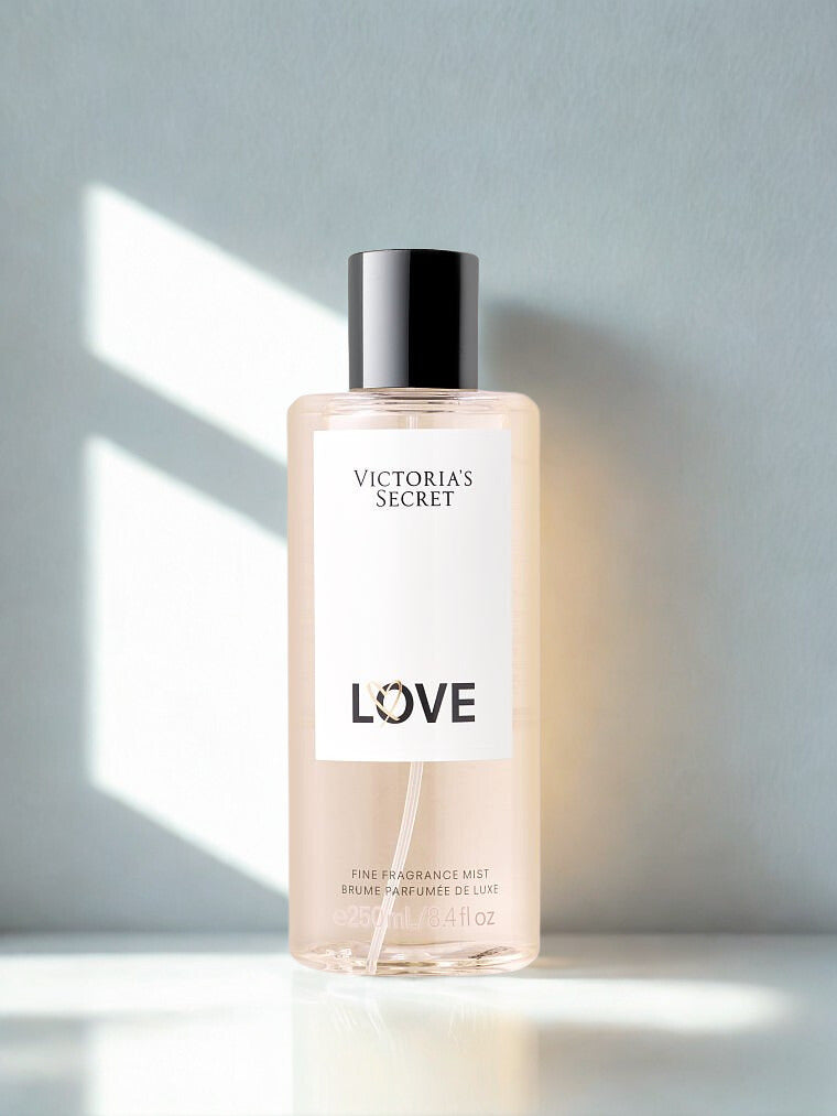 Victorai’s Secret Love Fine Fragrance Mist